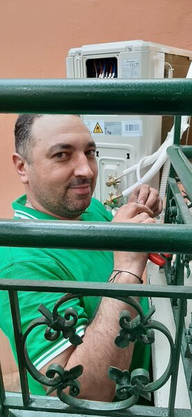 Montaj si service aer conditionat.
